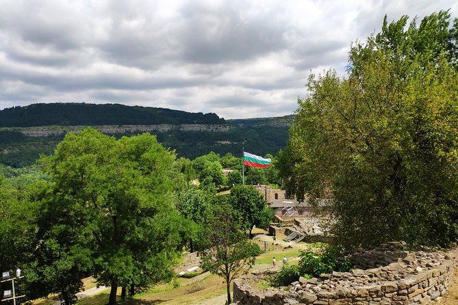 self-guided-tour-in-tsarevets-fortress