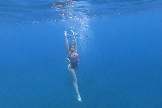 serenity-kayak-sea-caves-kayak-trip-with-snorkeling-picnic