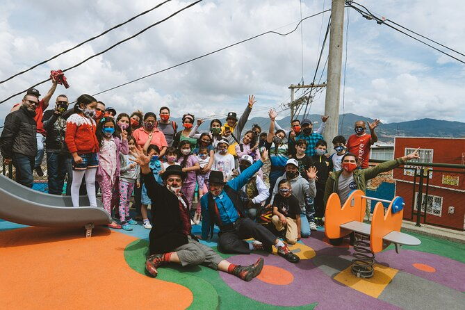 shared-tour-to-ciudad-bolivar-paradise-quarter-cable-car