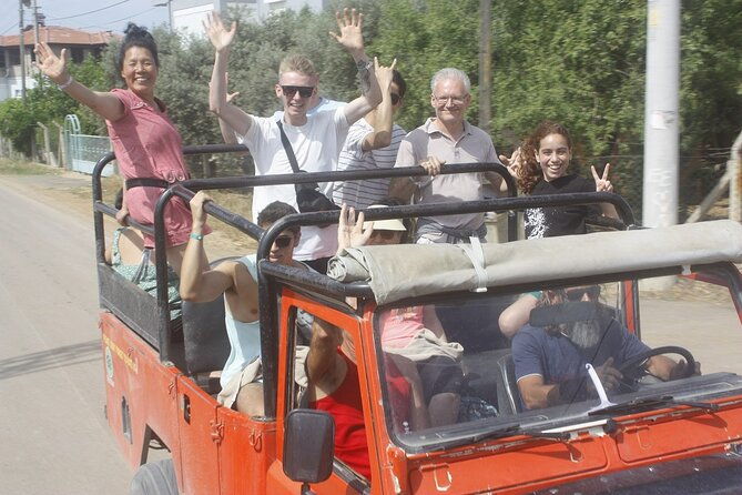 side-green-lake-boat-tour-and-jeep-safari-full-day-trip
