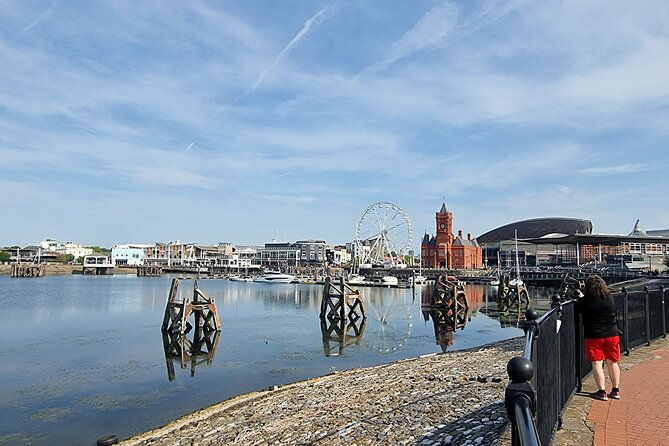 sightseeing-tour-cardiff-bay-and-vale-of-glamorgan-full-day-driver-guided