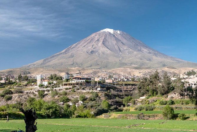 sillar-route-volcanoes-and-typical-desserts