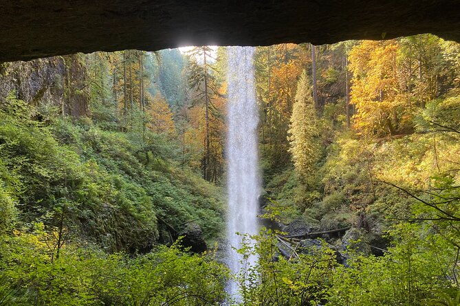 silver-falls-waterfall-hiking-tour-from-portland-2