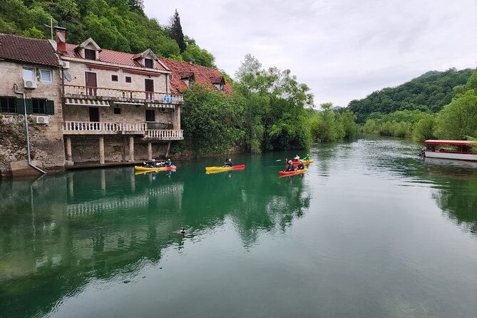 skadar-lake-on-kayaks-experience-with-spectacular-views