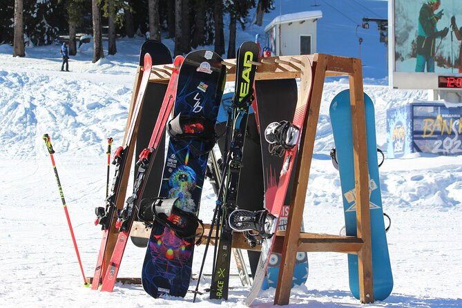 ski-and-snowboard-equipment-in-banskobulgaria