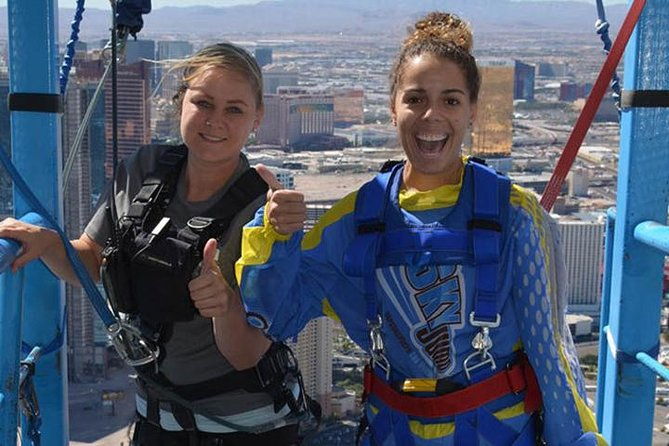 skyjump-las-vegas-at-the-strat-hotel-and-casino-2
