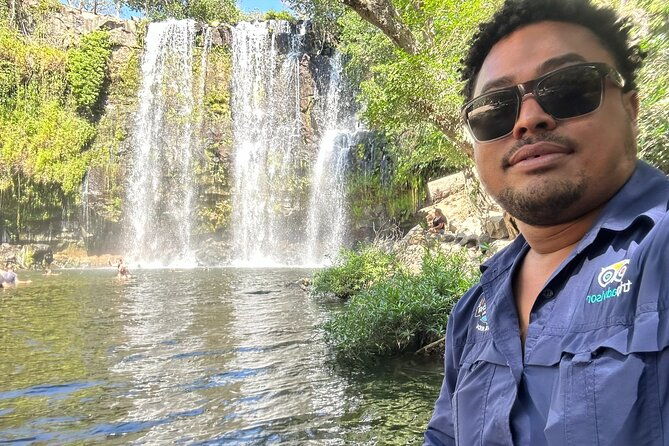 sloths-rainforest-tour-llanos-del-cortez-waterfalls