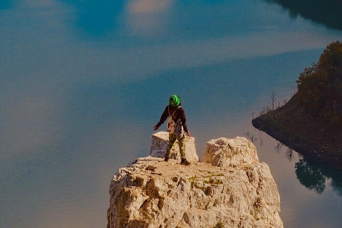 small-group-bovilla-lake-proffesional-photos
