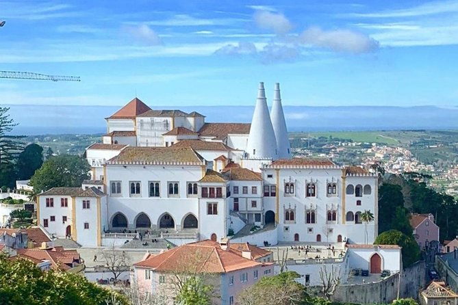 small-group-full-day-private-tour-sintra-cascaisroca-cape