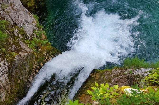 small-group-hiking-tour-theth-blue-eye-in-3-days-2
