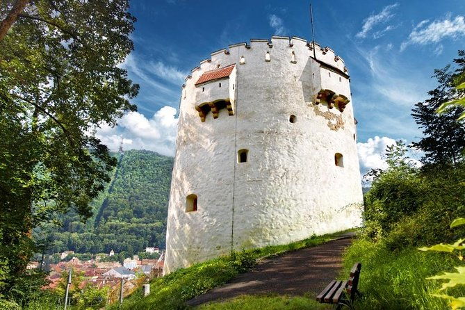 small-group-walking-tour-of-brasov-old-town