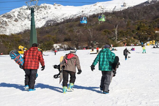 snow-baptism-adventure-skiing-and-snowboarding-at-cerro-catedral
