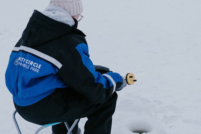 snowmobile-ice-fishing-in-levi