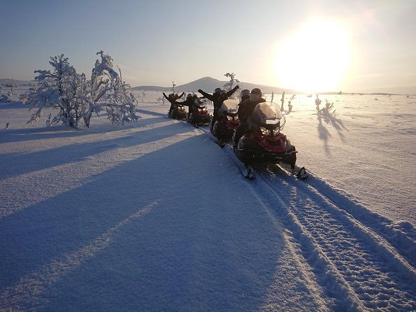 snowmobile-safari-to-lapland-viewpoint