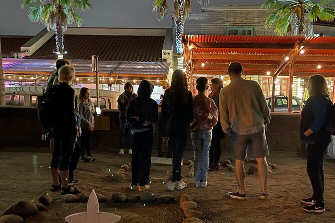 specters-and-sinners-walking-tour