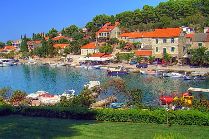 speedboat-blue-lagoon-3-islands-tour-from-trogir