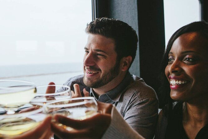spirit-of-philadelphia-signature-dinner-cruise-with-buffet-2