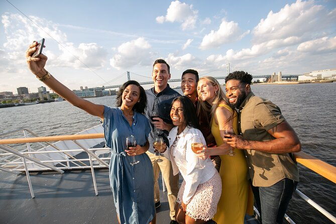 spirit-of-philadelphia-signature-lunch-cruise-with-buffet-2