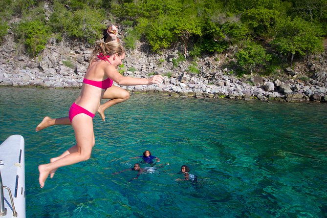st-kitts-deluxe-catamaran-snorkeling-tour-with-lunch