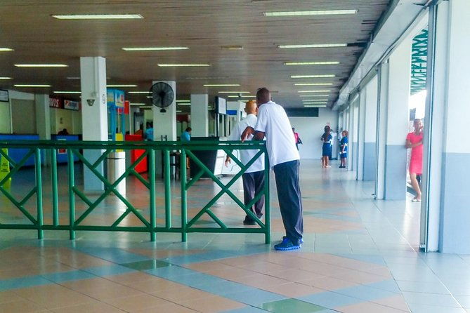 st-lucia-airport-shuttle-from-hewanorra-airport-uvf-round-trip
