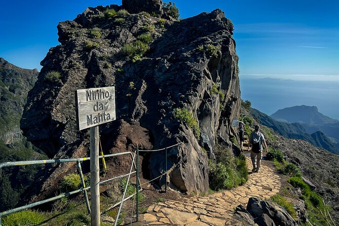 stairway-to-heaven-pico-do-areeiro-in-madeira-island