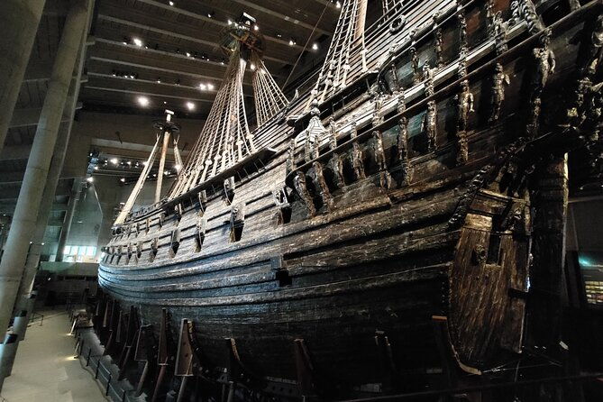 stockholm-must-see-old-town-boat-vasa-museum-3h-small-group-2