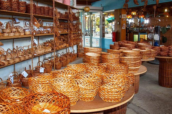 sunday-market-and-gardens-tour