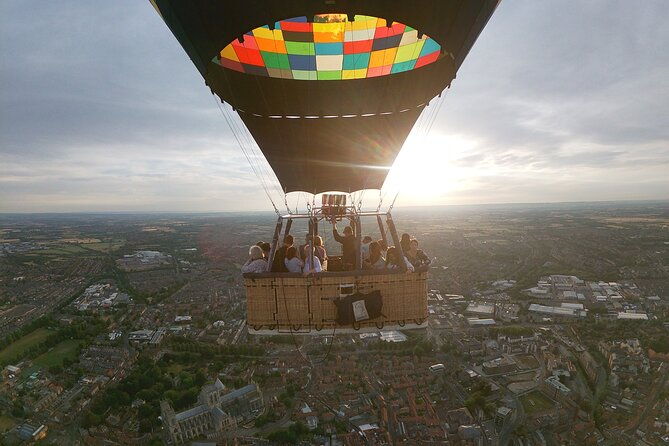 sunrise-hot-air-balloon-flight-over-york