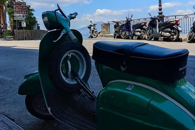 sunset-amalfi-coast-vespa-tour-with-a-local-2