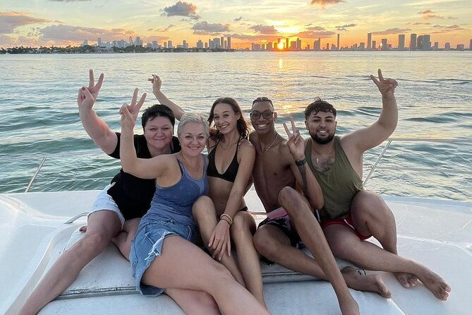sunset-and-night-cruise-of-the-miami-bay-skyline-on-a-yacht