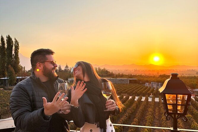 sunset-at-alyan-family-wines-winery-with-dinner