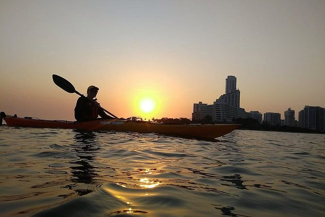sunset-cartagena-in-kayak