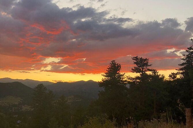 sunset-hiking-tour-in-the-rocky-mountains-near-denver-2