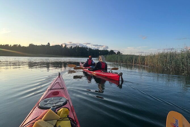 sunset-kayak-tour-in-the-stockholm-archipelago-swedish-fika