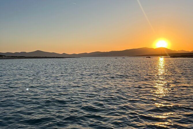 sunset-tour-around-antiparos-private-boat-tour
