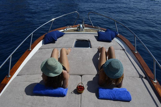 sunset-tour-by-private-boat-2