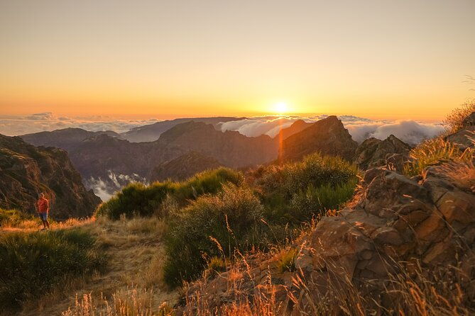sunset-tour-pico-do-areiro-half-day-4x4-tour-2