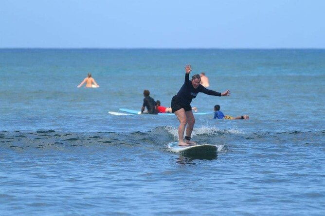 surf-lessons-on-the-north-shore-great-for-families-and-all-ages