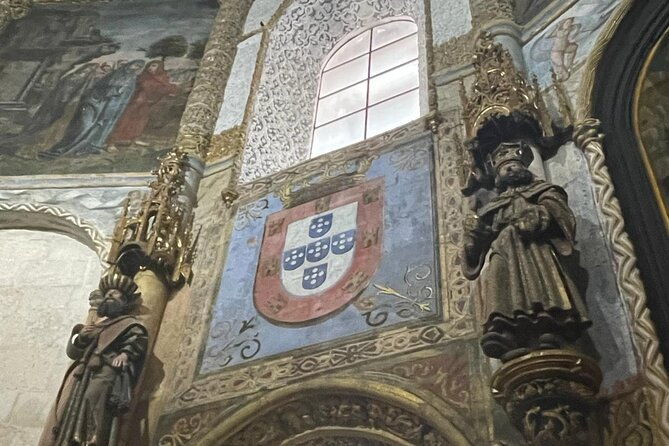 take-convent-of-christ-and-city-highlights-private-tour