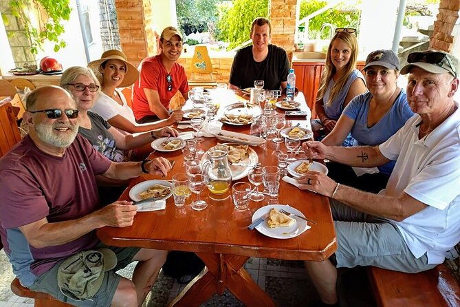 taste-of-korcula-by-mountain-bike-tour-local-produce-tasting-2