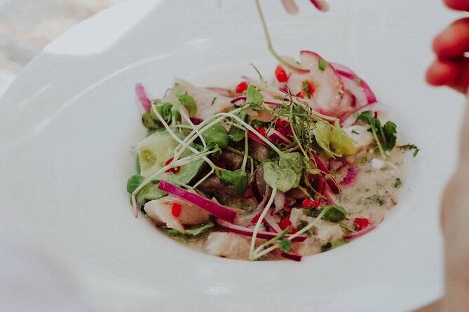 tasting-in-two-wineries-full-lunch-transfer-included