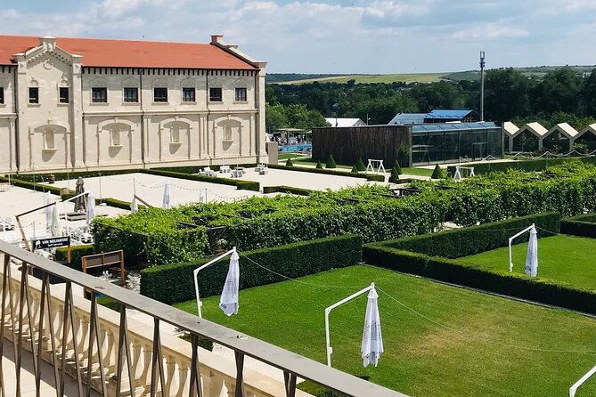 the-castle-mimi-wine-private-tour-with-tasting