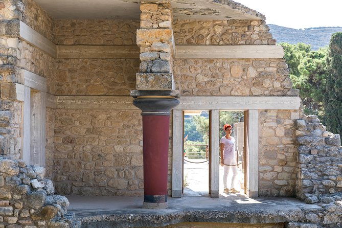 the-palace-of-knossos-with-optional-skip-the-line-ticket