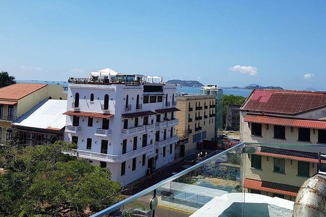 the-pearl-of-the-pacific-the-walled-city-walking-tour