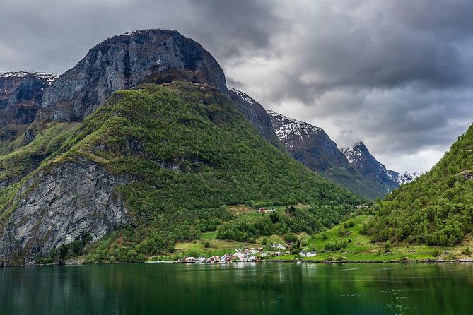 the-scenic-roadtrip-oslo-to-bergen-via-flam-the-fjords