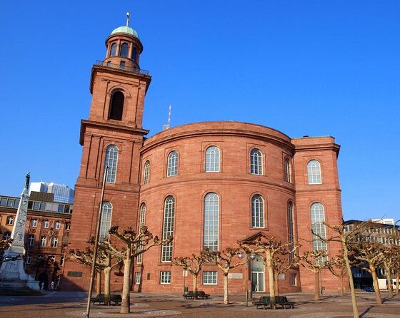 the-tales-of-frankfurts-new-old-town-a-self-guided-audio-tour