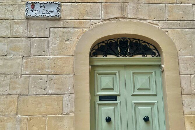 three-cities-walking-tour-incl-entrance-to-inquisitors-palace