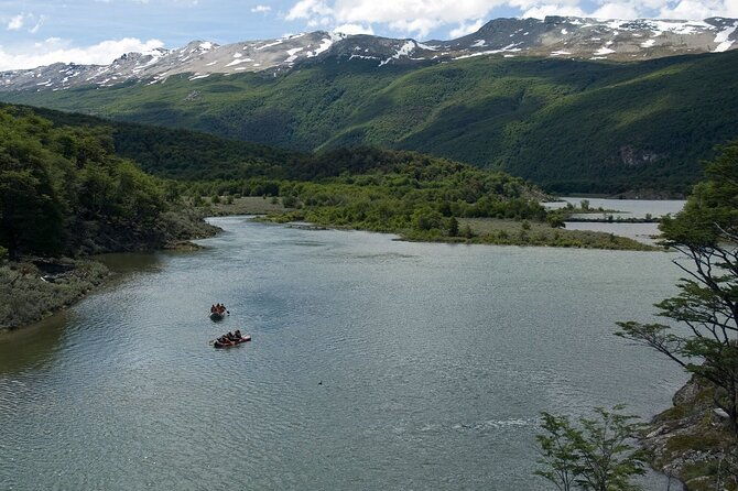 tierra-del-fuego-national-park-trekking-and-canoeing-in-lapataia-bay