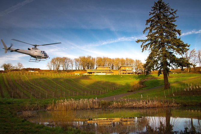 tour-devine-by-heli-helicopter-wine-tour