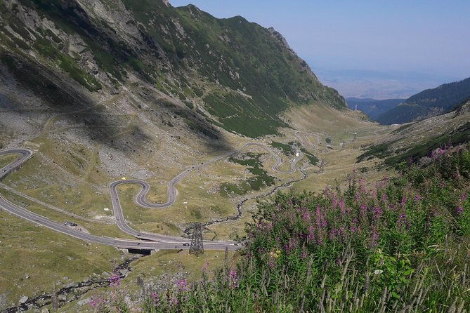 transfagarasan-highway-balea-lake-and-carta-monastery-from-brasov